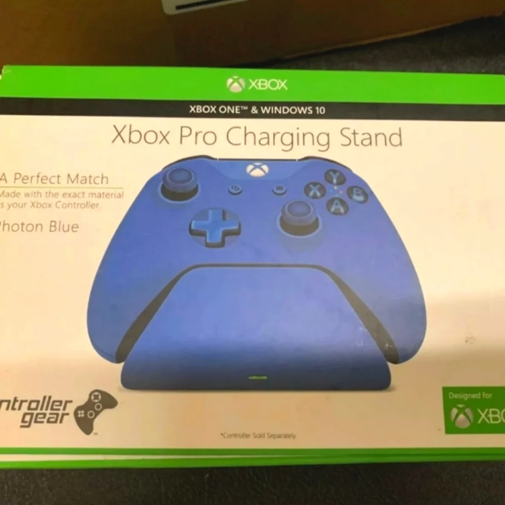 Xbox One S Pro (Not S or X Series) Controller Charging Stand